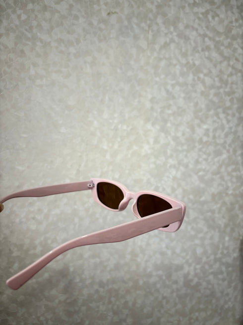 Vintage Fashionable Oval Shade Sunglasses